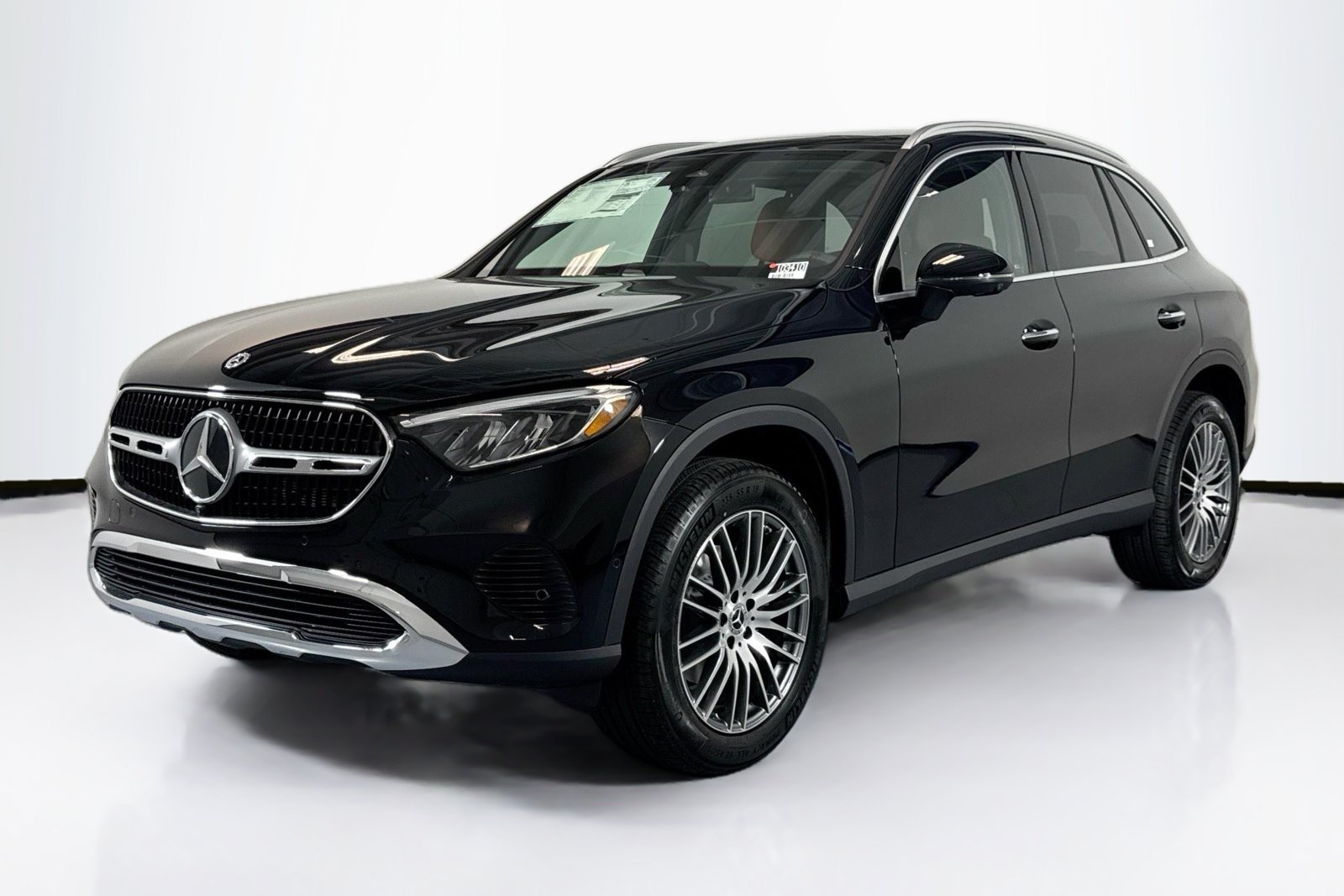 New 2026 Black Mercedes-Benz GLC 300 image 1
