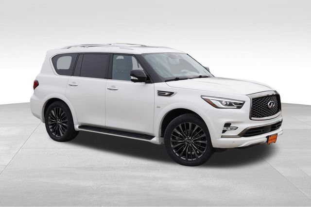 Certified Used 2020 White INFINITI LUXE image 2