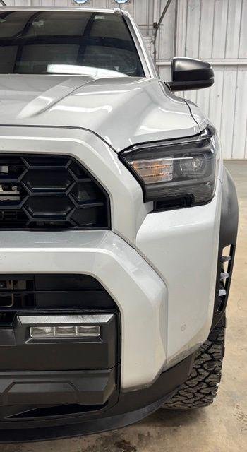 Used 2025 CUTTING EDGE Toyota  image 9