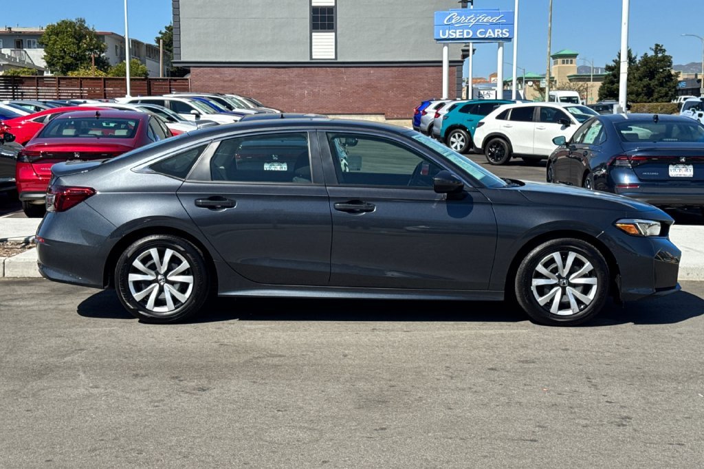 Used 2026 Meteorite Gray Metallic Honda LX image 3