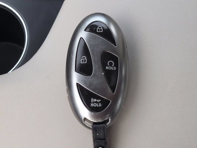 Certified Used 2025 Red Hyundai SEL image 27