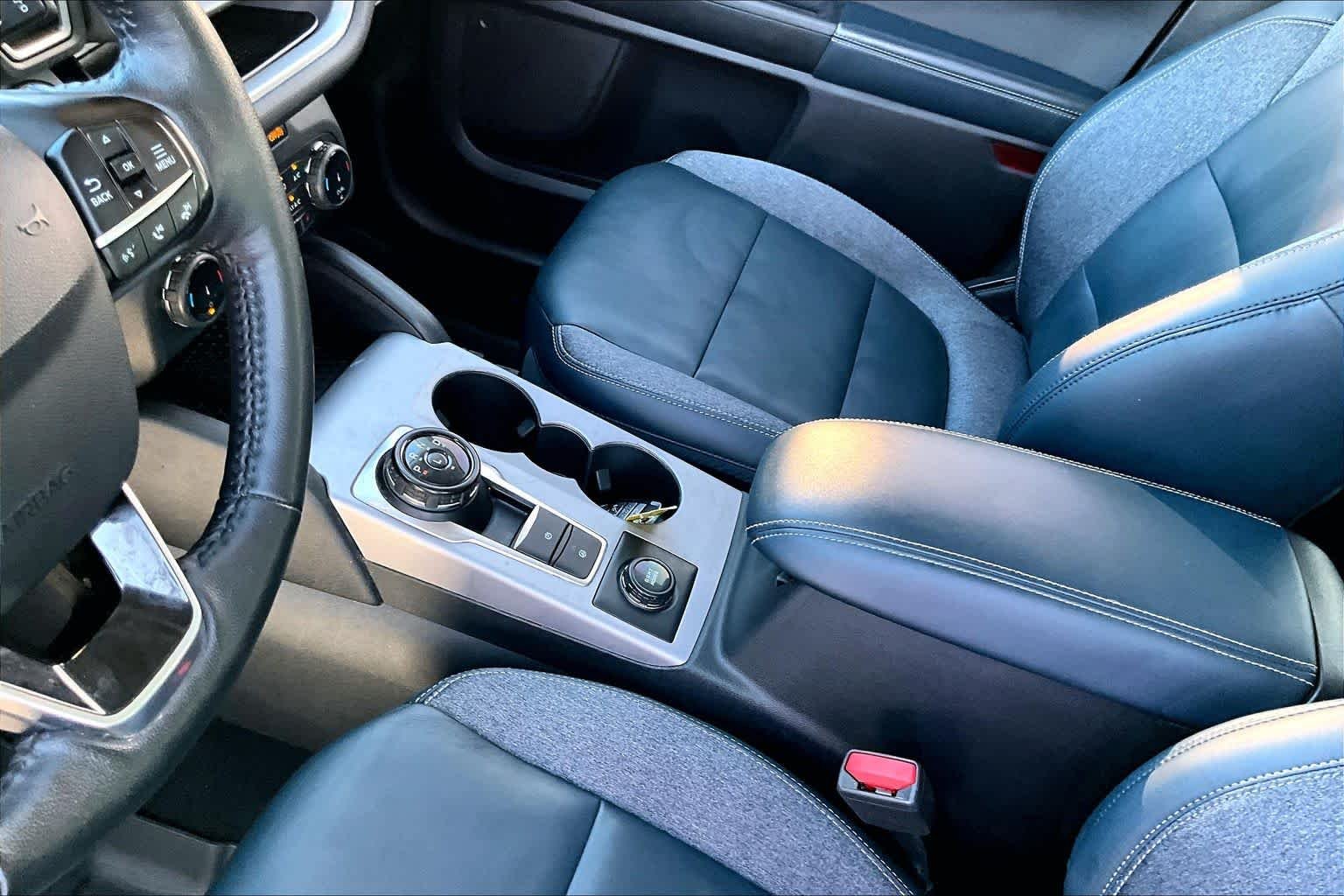 Certified Used 2022 Oxford White Ford Outer Banks image 17