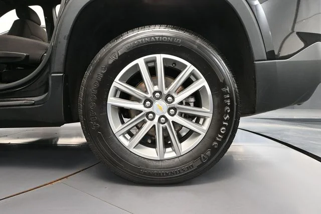 Used 2023 Black Chevrolet LT image 13
