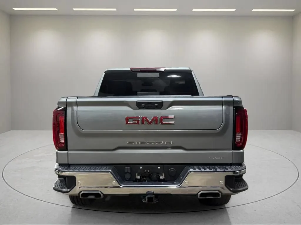 Certified Used 2023 STERLING METALLIC GMC SLT image 5