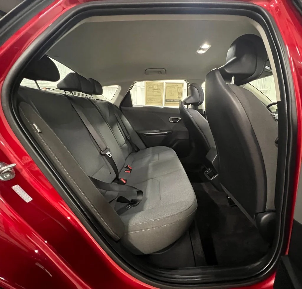 Used 2025 Red Kia LXS image 21