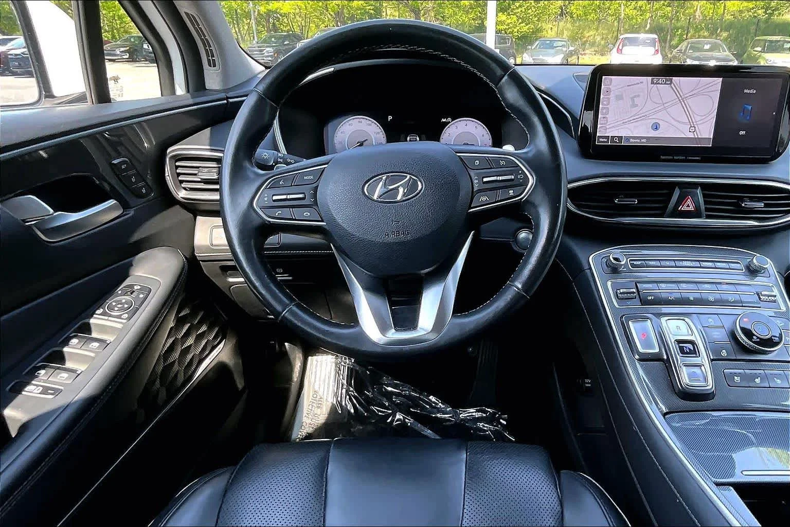 Used 2022 Quartz White Hyundai Limited image 6