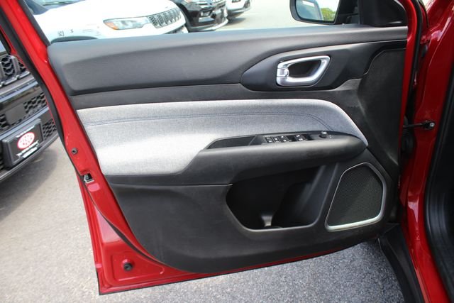 Used 2024 Red Jeep Latitude image 19