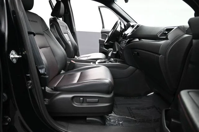 Used 2018  Honda Black Edition image 20