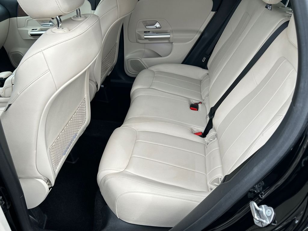 Used 2023 Black Mercedes-Benz GLA 250 image 25