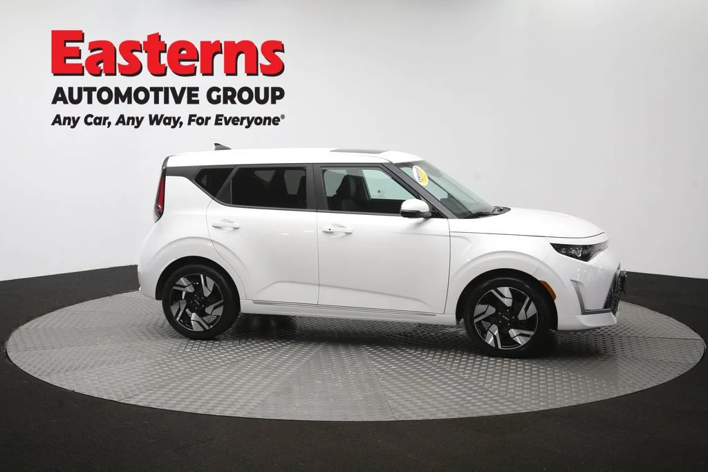 Used 2023 White Kia GT-Line image 46