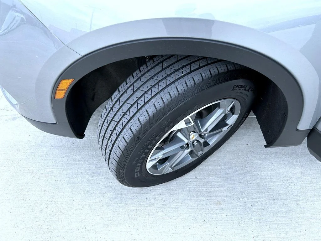 Used 2025 Gray Chevrolet LT image 24