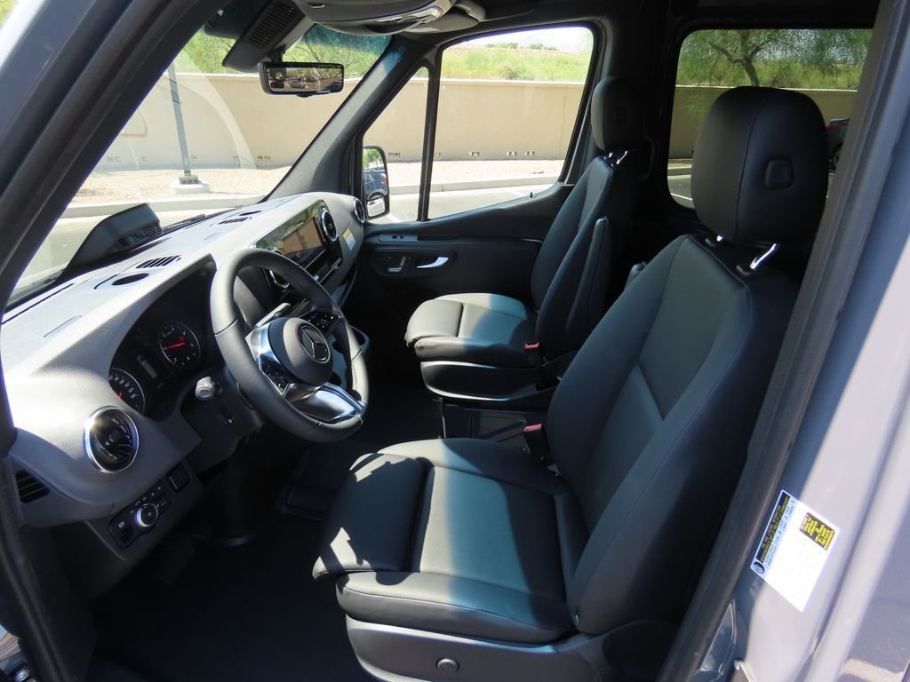 2025 Mercedes-Benz Sprinter Crew Van Base - Photo 21