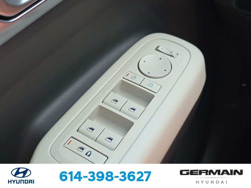 Used 2025 Gray Hyundai SE image 26