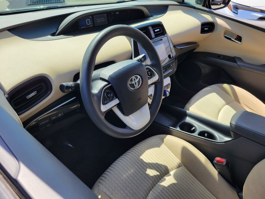 Used 2017 Black Toyota Two image 17