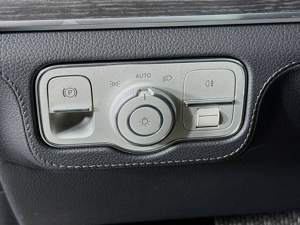 New 2026 Selenite Grey Metallic Mercedes-Benz GLE 450 image 44