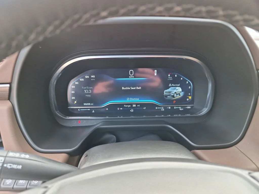 Used 2024 Beige Chevrolet High Country image 25
