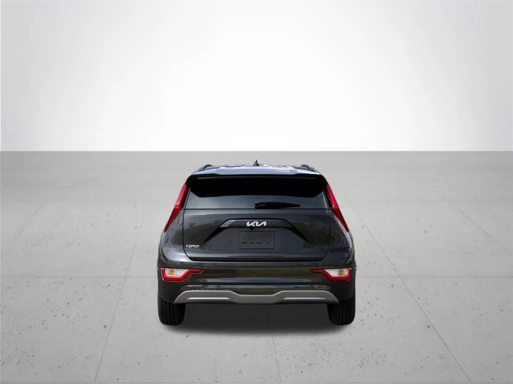 New 2026 Interstellar Gray Kia WIND image 5