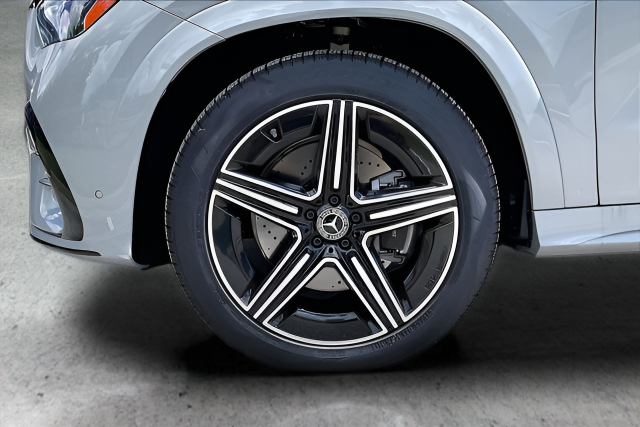Certified Used 2026 Gray Mercedes-Benz GLE 350 image 37