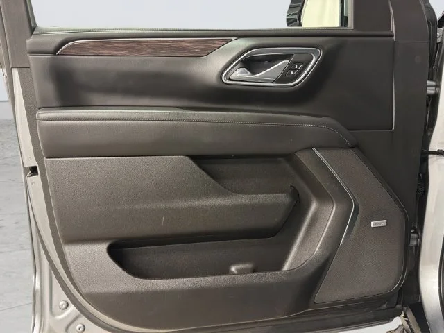 Used 2023 Gray Chevrolet LT image 30
