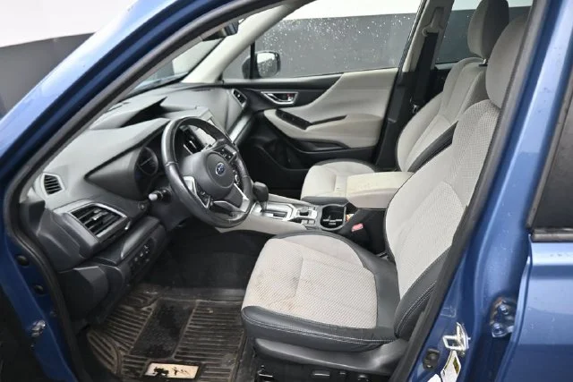 Used 2021 Blue Subaru Premium image 22