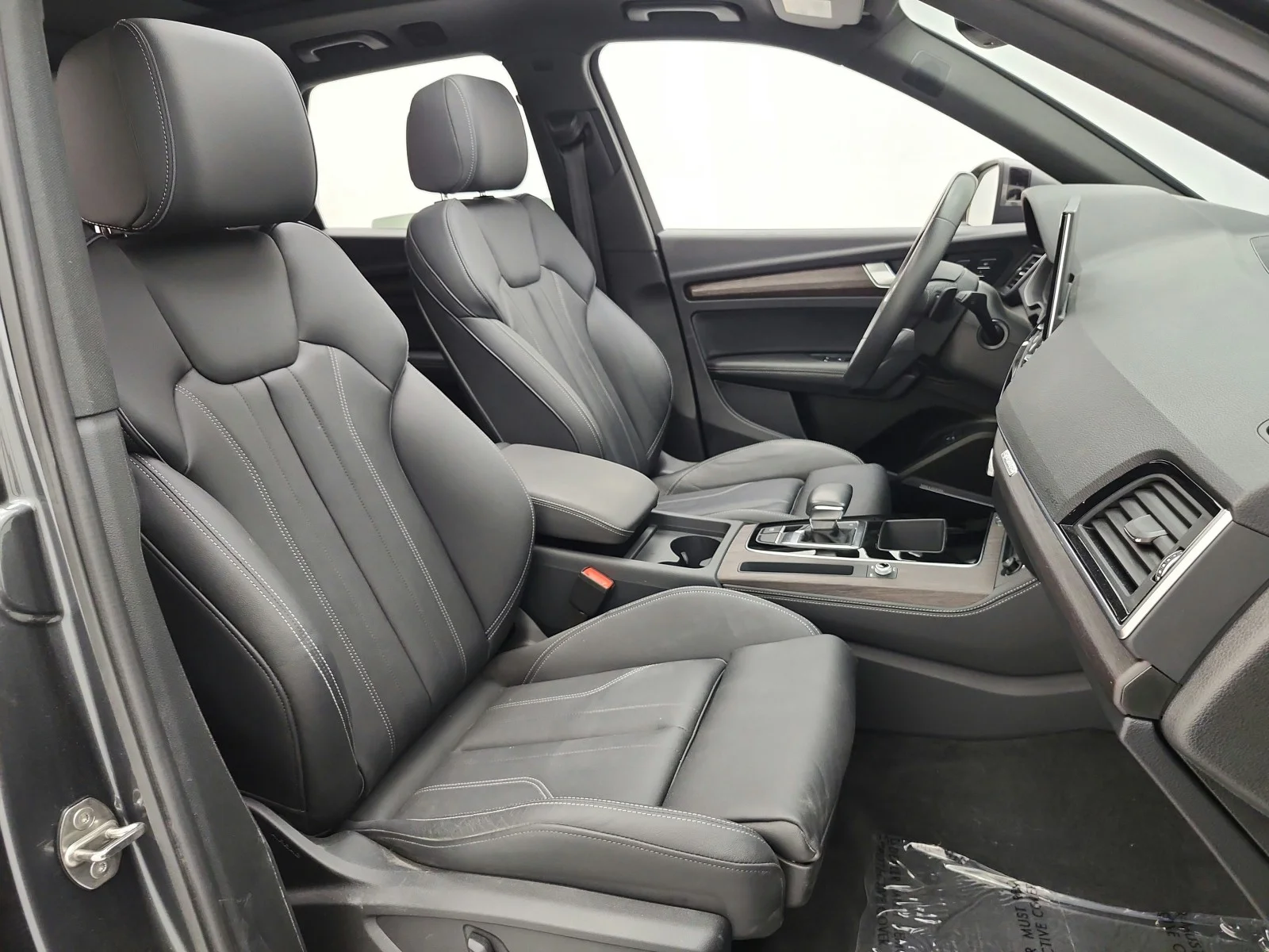 Used 2024 Daytona Gray Pearl Effect Audi S line Premium Plus image 20