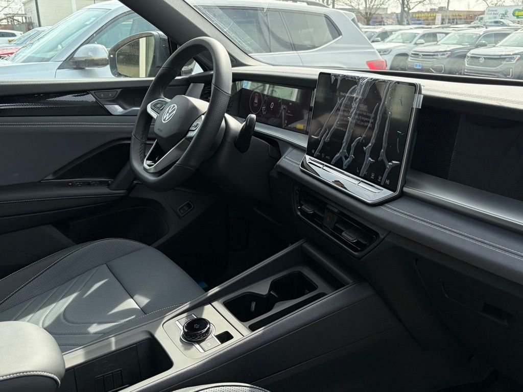 New 2026 Opal White W/Deep Black Roof Volkswagen 2.0T SE R-Line Black image 16