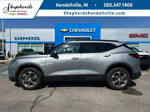 2023 Chevrolet Blazer 2.0T 2LT AWD's photo