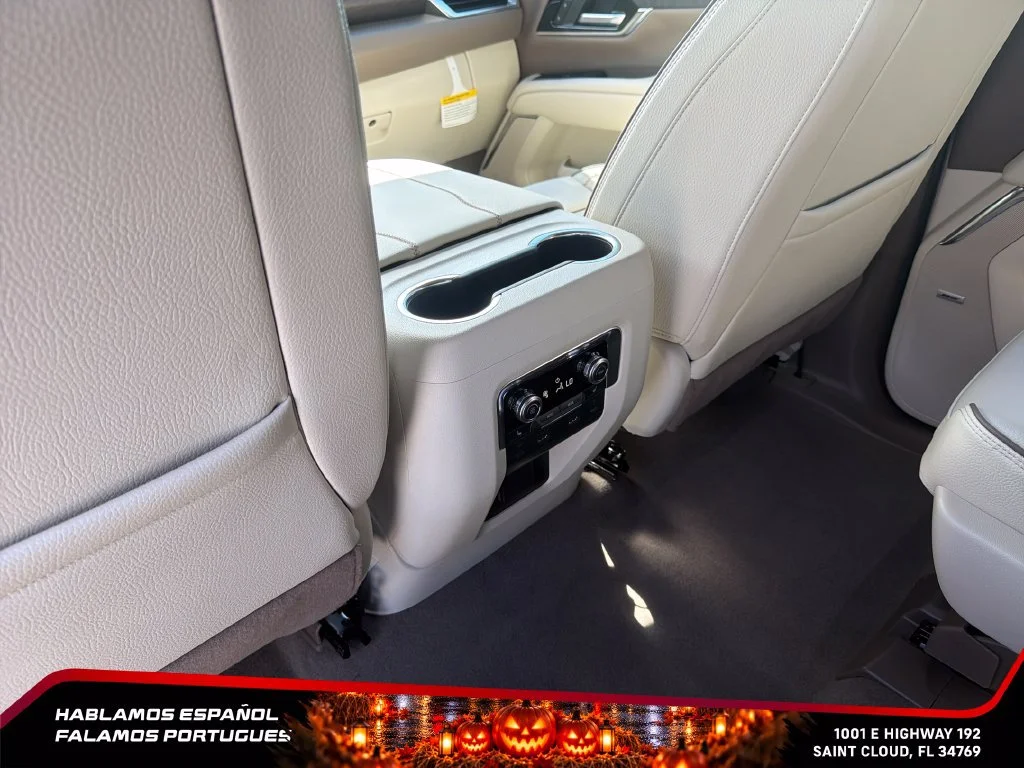 2026 GMC Yukon XL Denali - Photo 30