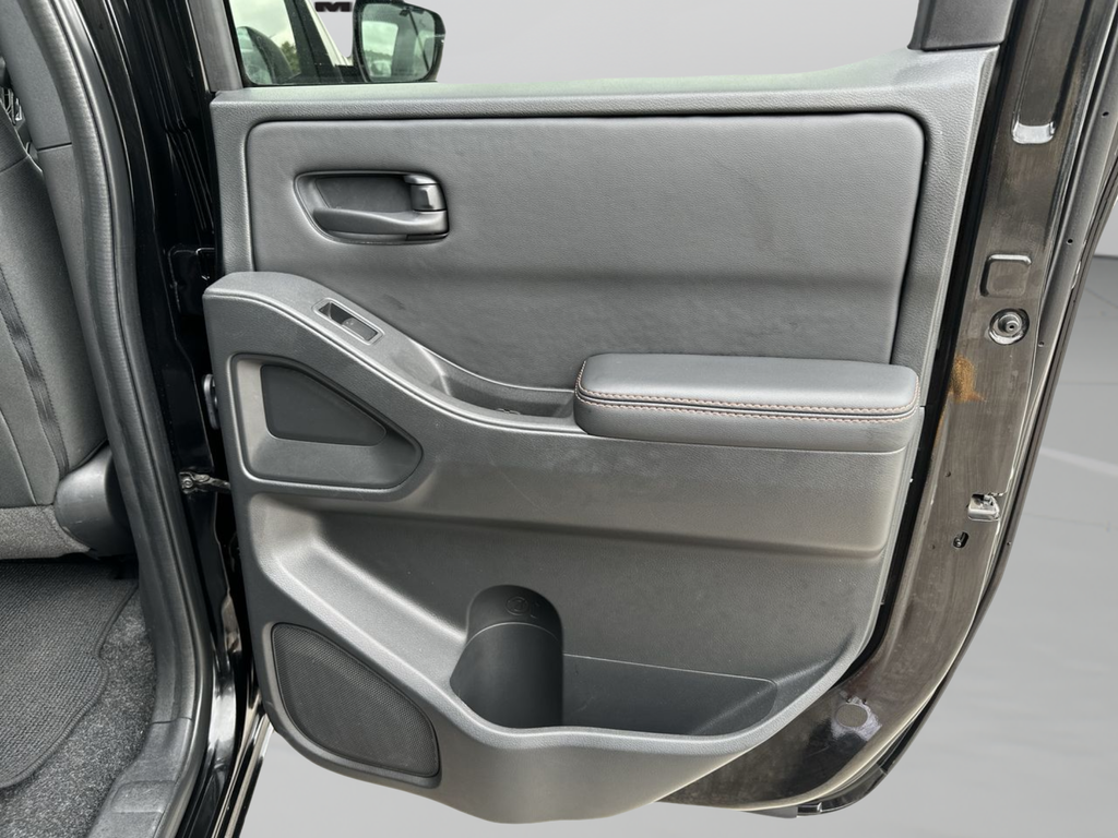 Used 2026 Black Nissan PRO-4X image 34