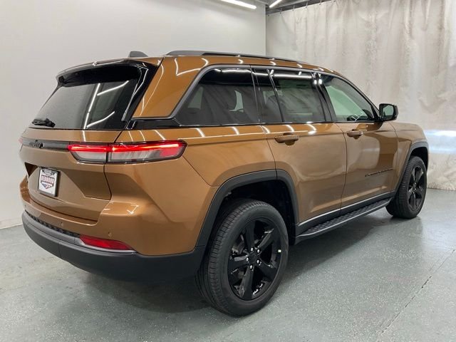 New 2026 Copper Shino Metallic Clear-Coat Exterior Paint Jeep Limited image 7
