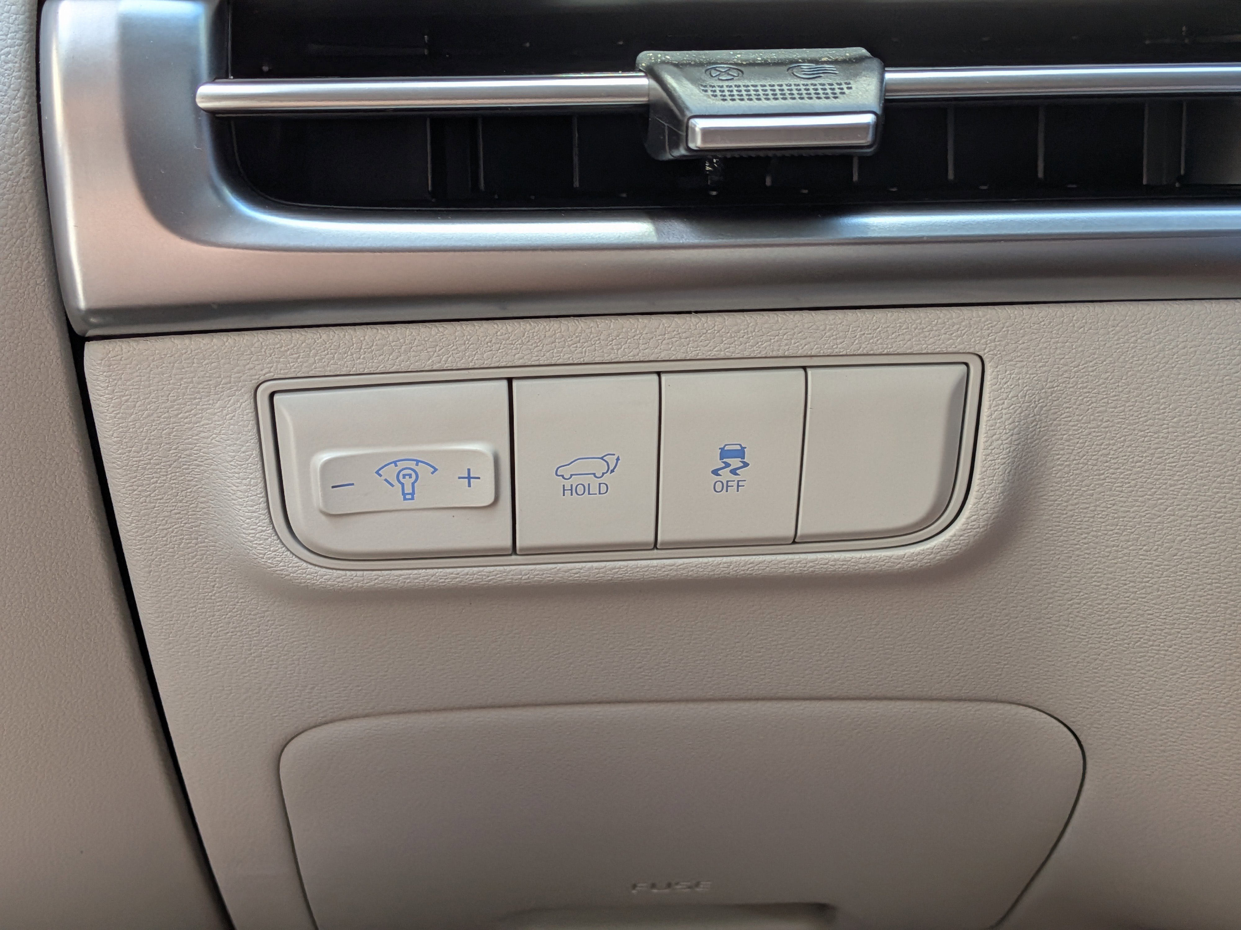 New 2026 Shimmering Silver Hyundai SEL Plus FWD image 54