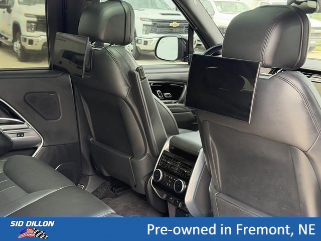 Used 2025 Gray Land Rover SE image 20