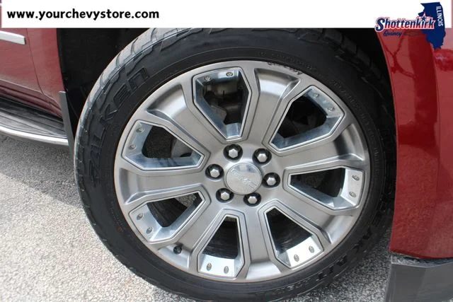 Used 2016 Red GMC Denali image 8