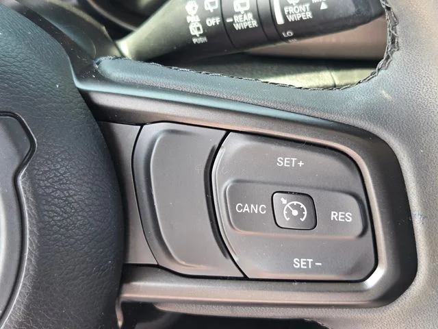 Used 2023 Black Jeep Sport S image 23