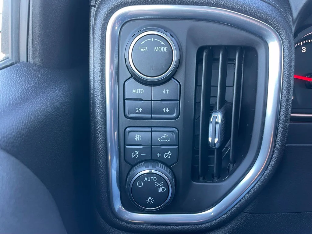 Used 2021 Gray Chevrolet RST image 35