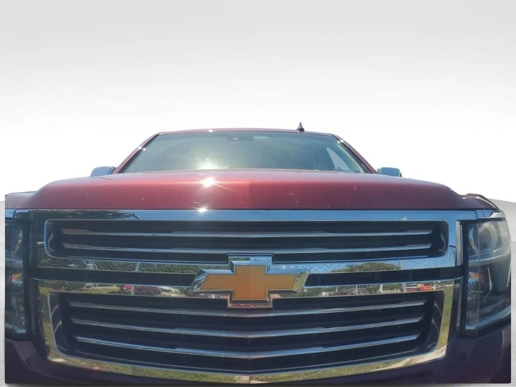 Used 2018 Red Chevrolet Premier image 9
