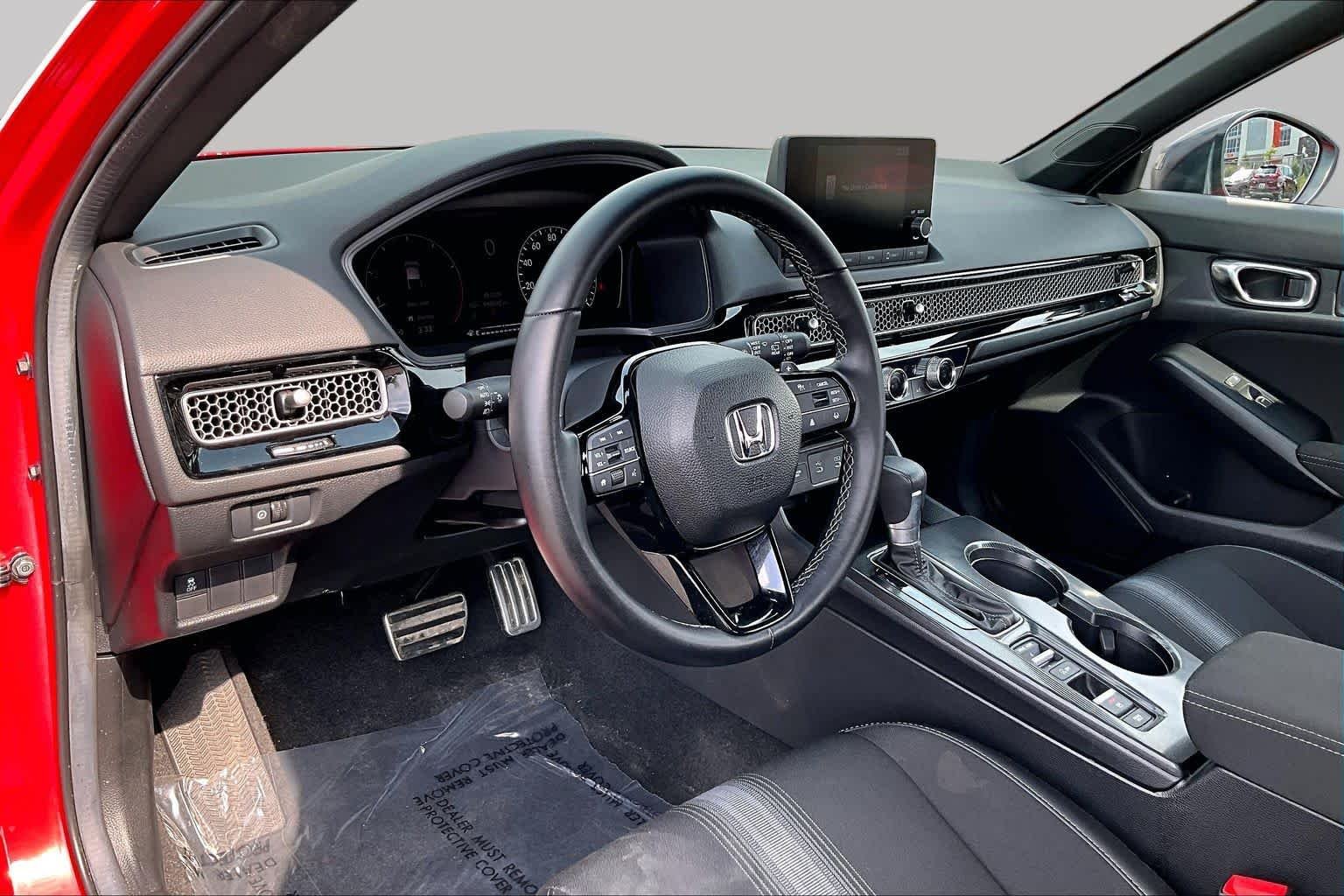 Used 2025 Rallye Red Honda Sport image 18