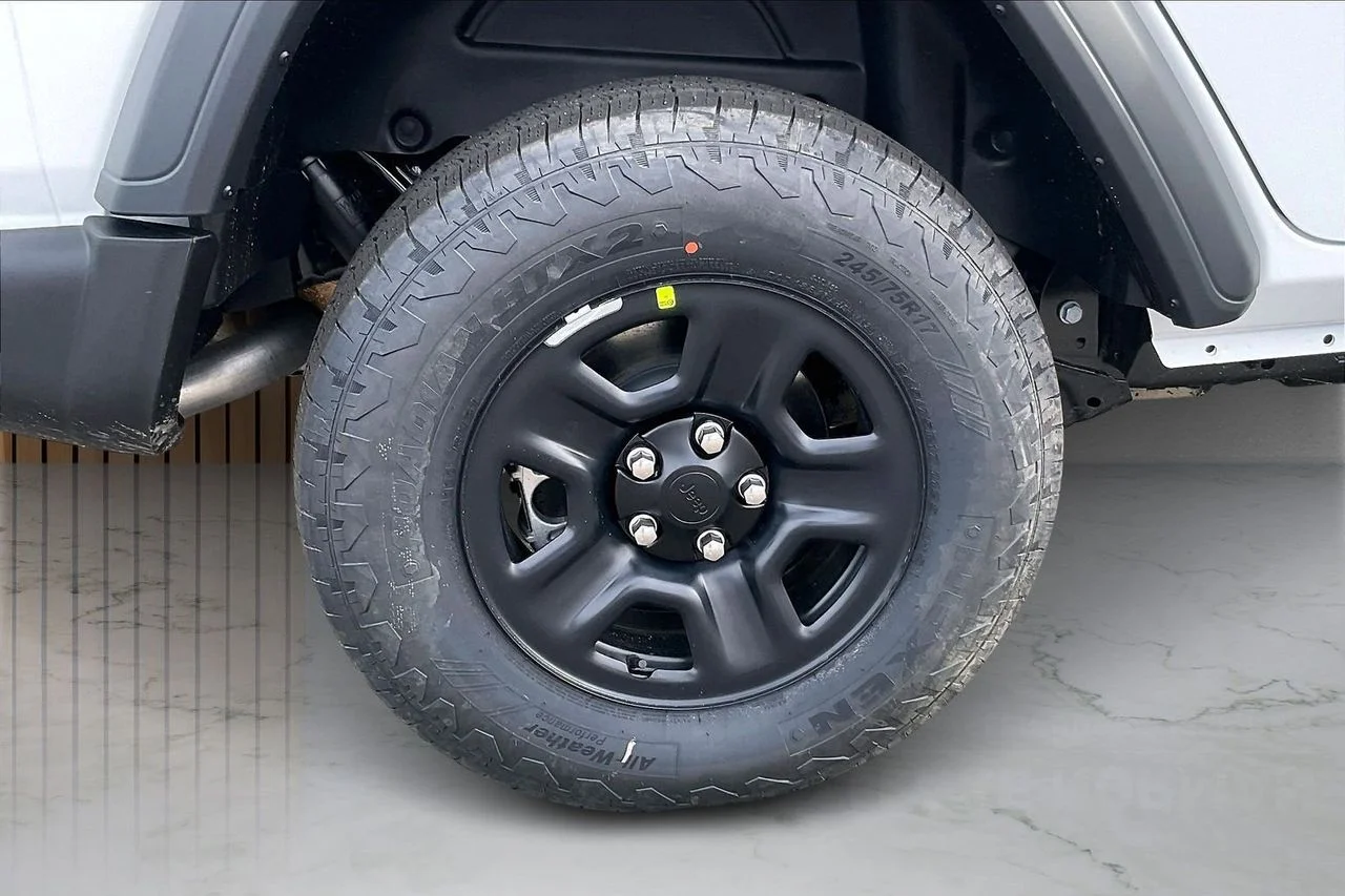 New 2026 Bright White Clear-Coat Exterior Paint Jeep Sport image 32
