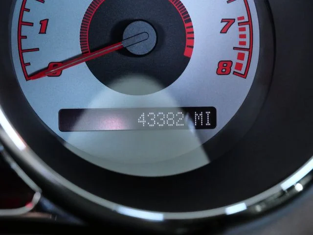 Used 2006 Black Pontiac Base image 23