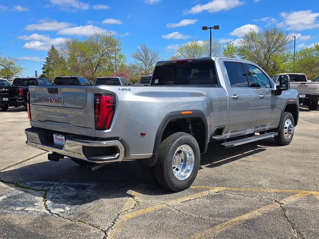 2026 GMC Sierra 3500HD SLT - Photo 10