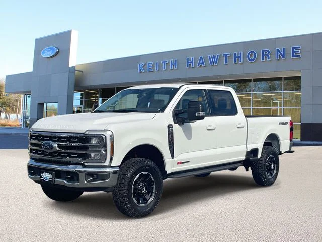 New 2026 Star White Metallic Tri-Coat Ford F-250® Lariat® image 3