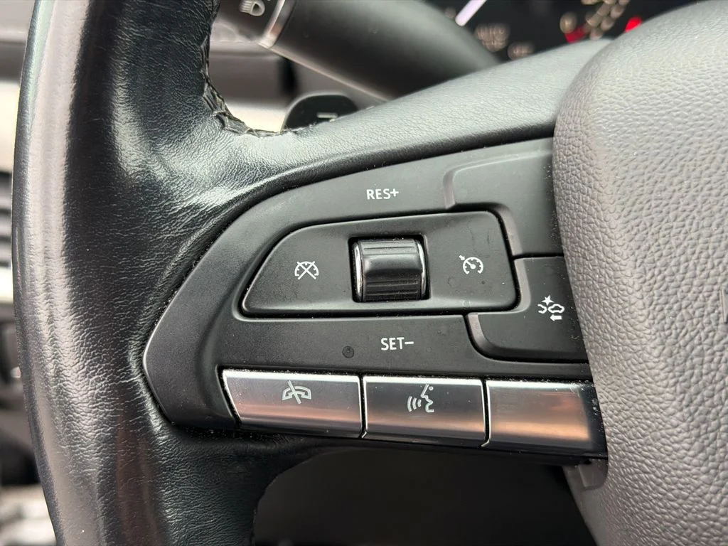 Used 2022 Silver Cadillac Premium Luxury image 25
