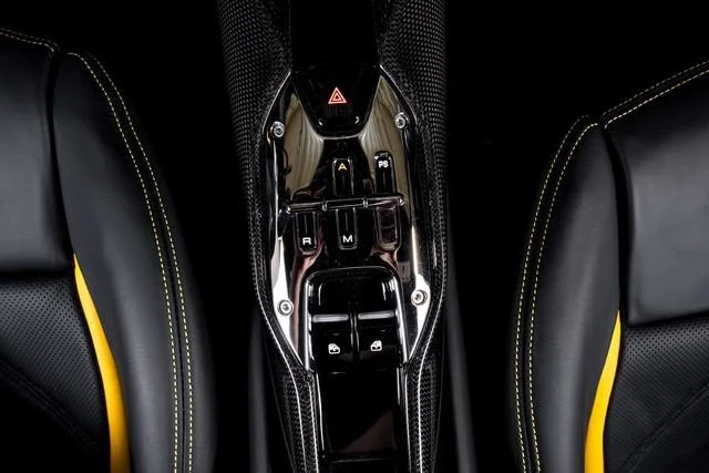 Used 2024 Giallo Triplo Strato Ferrari  image 43