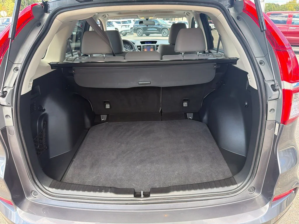 Used 2015  Honda EX image 23