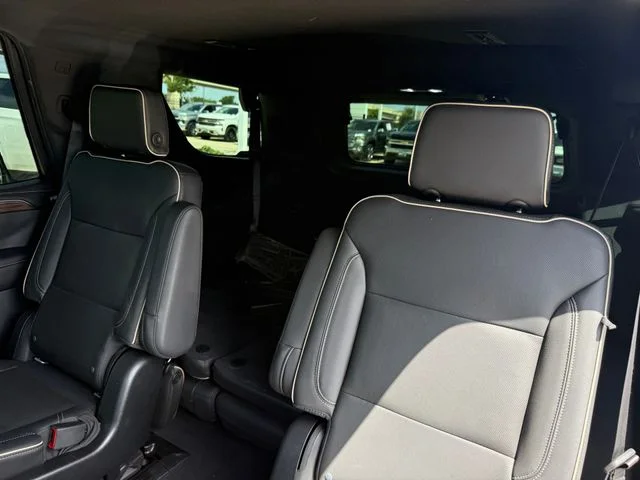 Used 2021 Shadow Gray Metallic Chevrolet Premier image 28