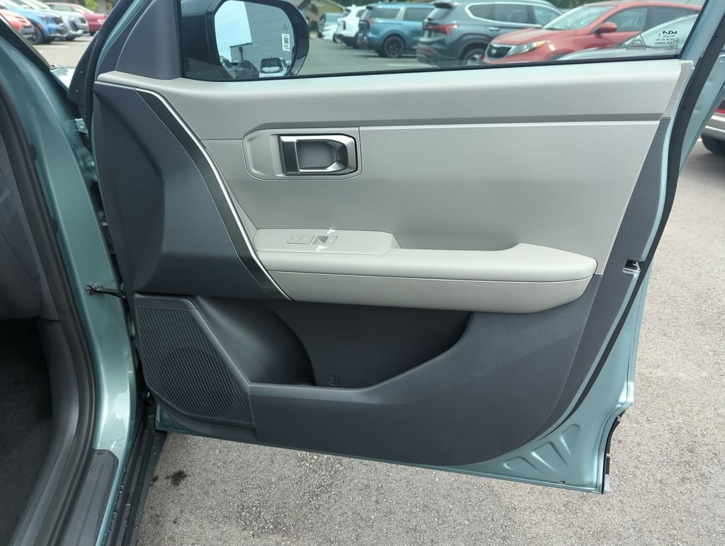 New 2027 Iceberg Green Kia S image 32