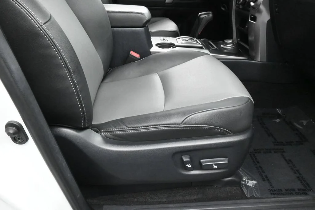 Used 2024 Ice Toyota SR5 Premium image 43