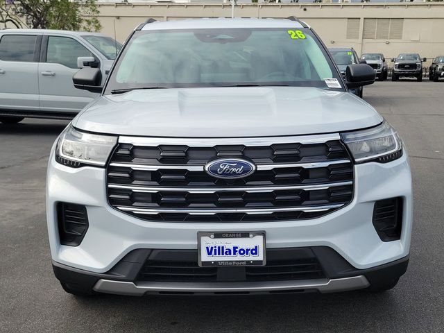 Used 2026 Space White Metallic Ford Active image 25