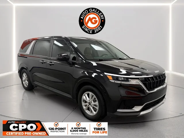 Pre-Owned 2024 Kia Carnival LX