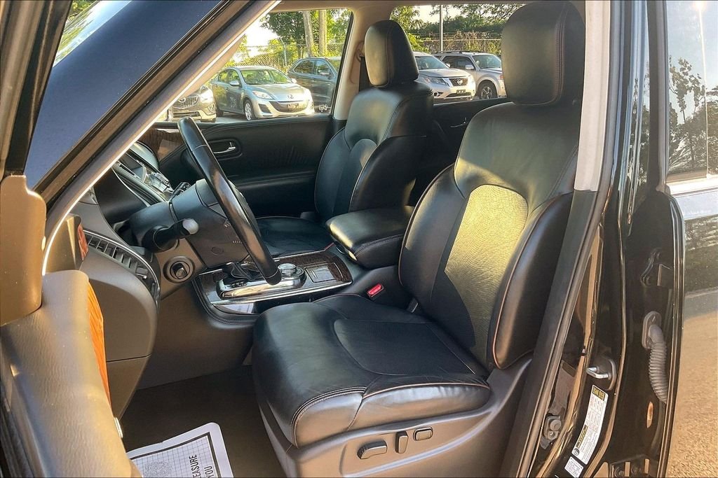 Used 2020 Black Nissan SL image 25